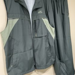 NWOT 2 Pieces Men’s Khaki Lined Vest & Pants Casual Set, Size L