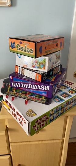 Bord game and puzzles