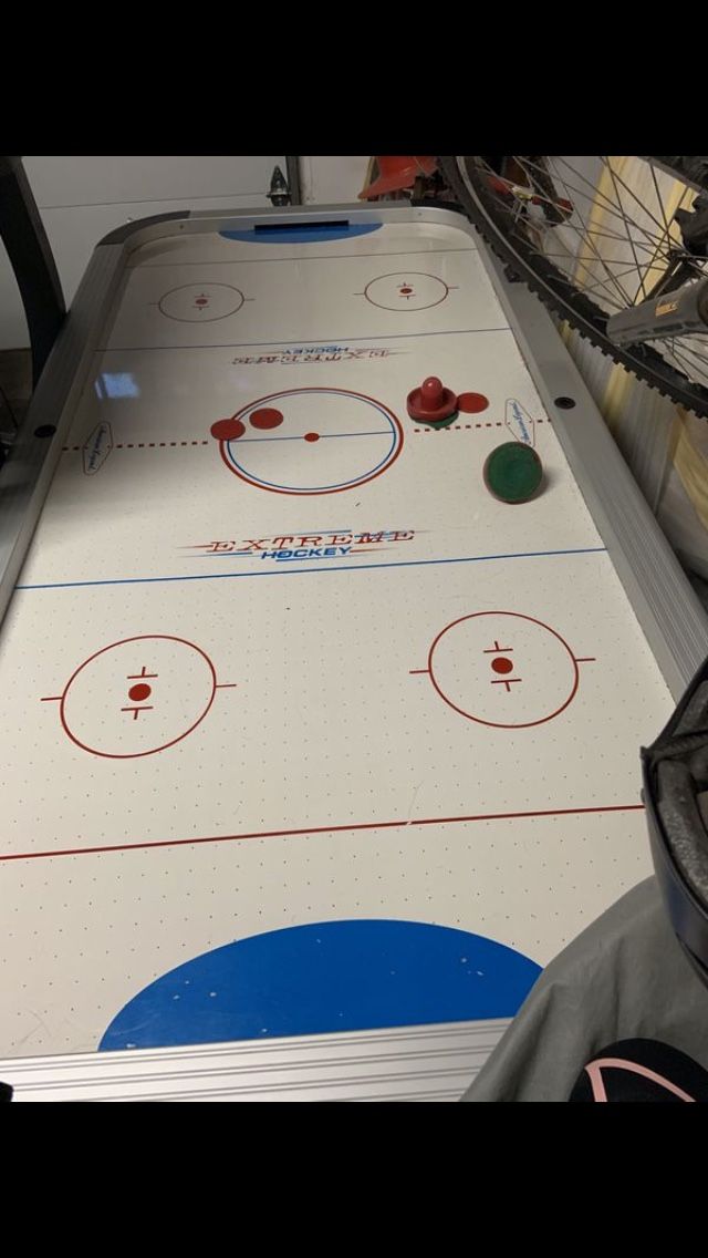 Full size air hockey table *no deliveries*