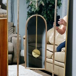 RARE 1980'S Hollywood Regency Mirrored Pendulum Clock