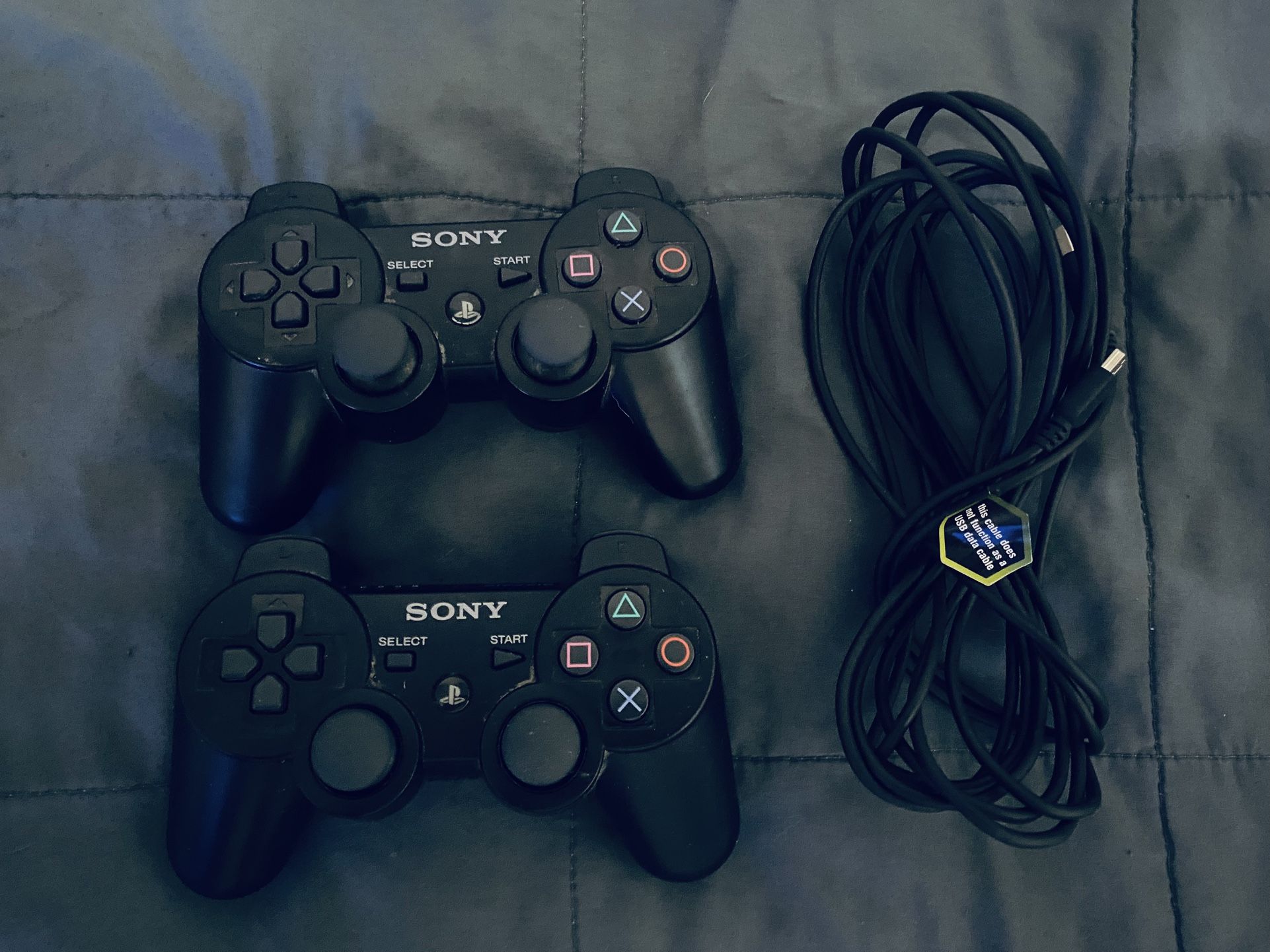 Original Sony Playstation 3 Ps3 Two Controllers With Charging Cable, Fully Functional