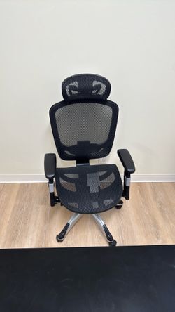 Ergonomic office chair