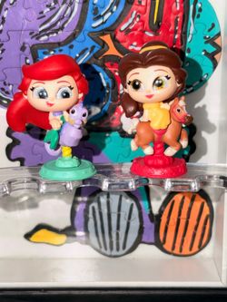 Disney Doorables Ticket to Fun - Belle (rare) and Ariel