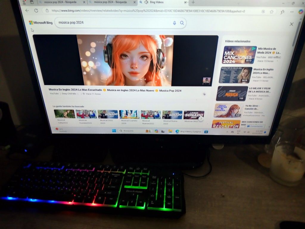 Mini Computadora Monitor Y teclado Bocinas