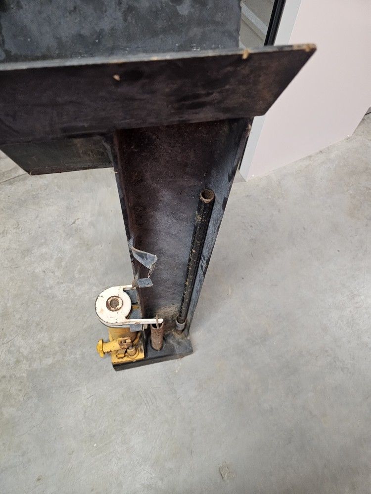 Hydraulic Log Splitter