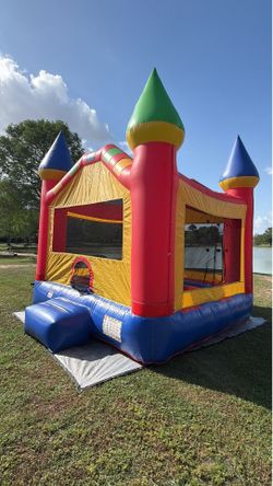 Brincolin- Bounce House