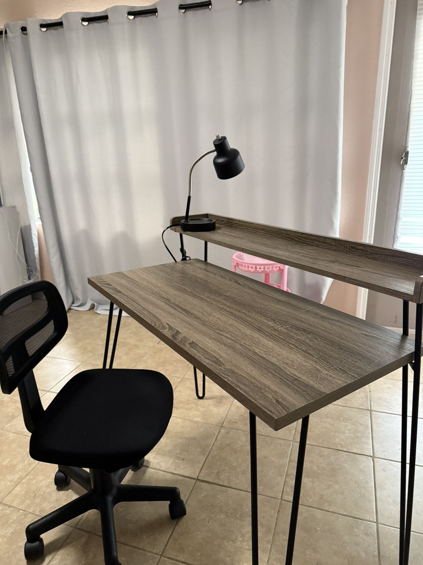 Desk & Chair 