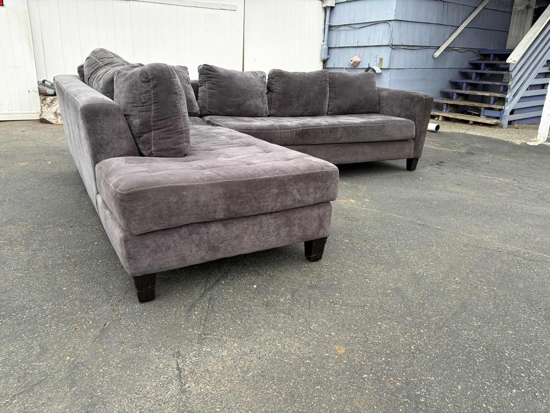 Jonathan Luis Sectional Couch