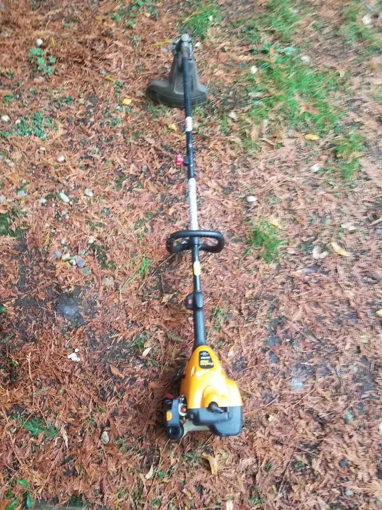 Poulan PRO Weed eater for Sale in Snohomish, WA OfferUp