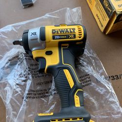 DEWALT 20V MAX XR Cordless Brushless 3/8 in. Compact Impact Wrench (Tool Only)