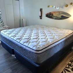 New KING PILLOW TOP MATTRESS and BOX SPRING