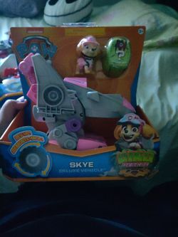Dino Rescue Skye Deluxe Vehicle
