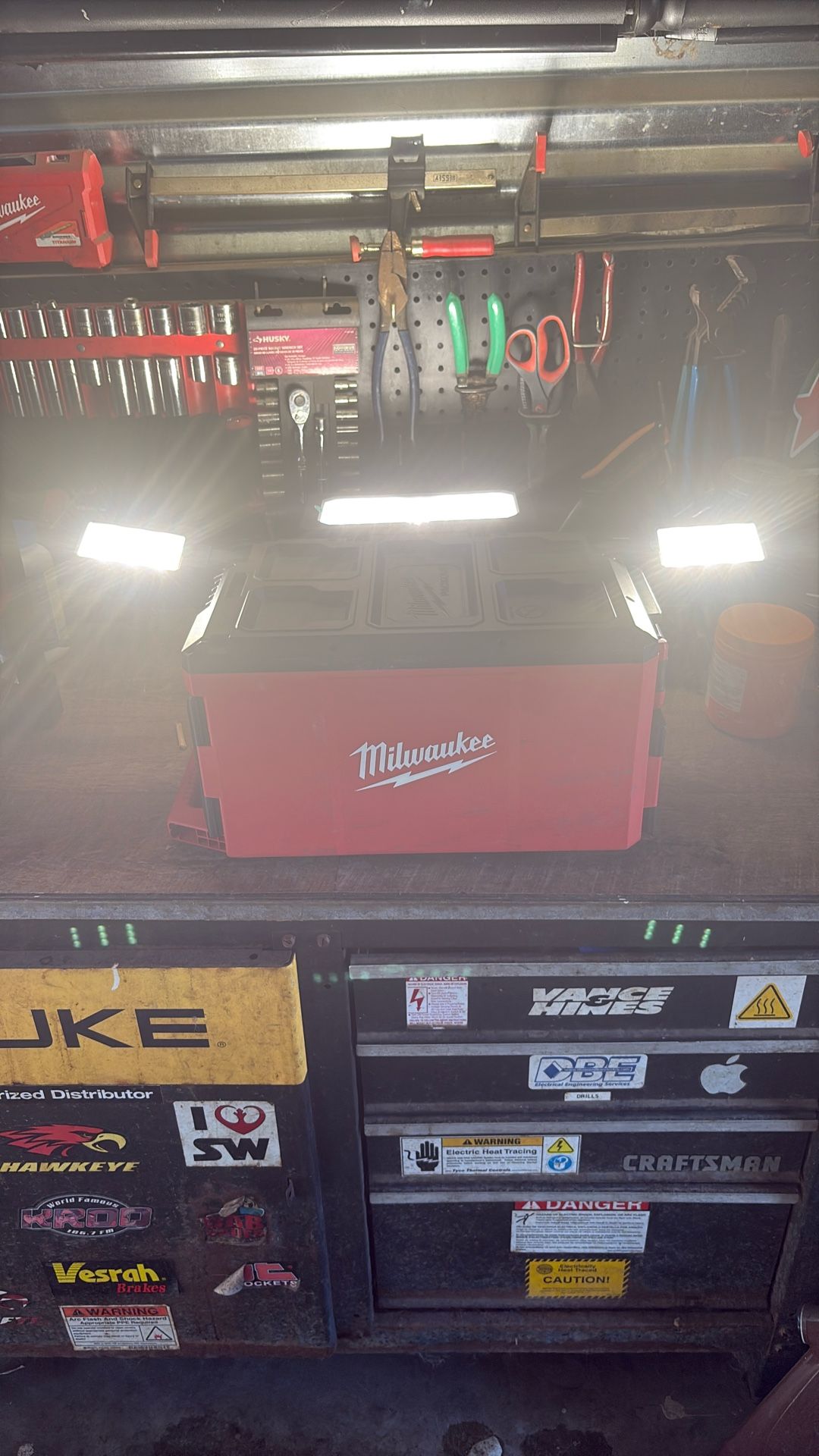 Milwaukee Pack Out Light