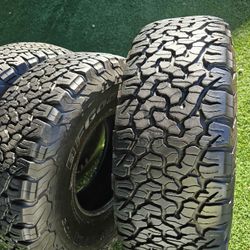 4 BFG TIRES 37-12-50R17 $950