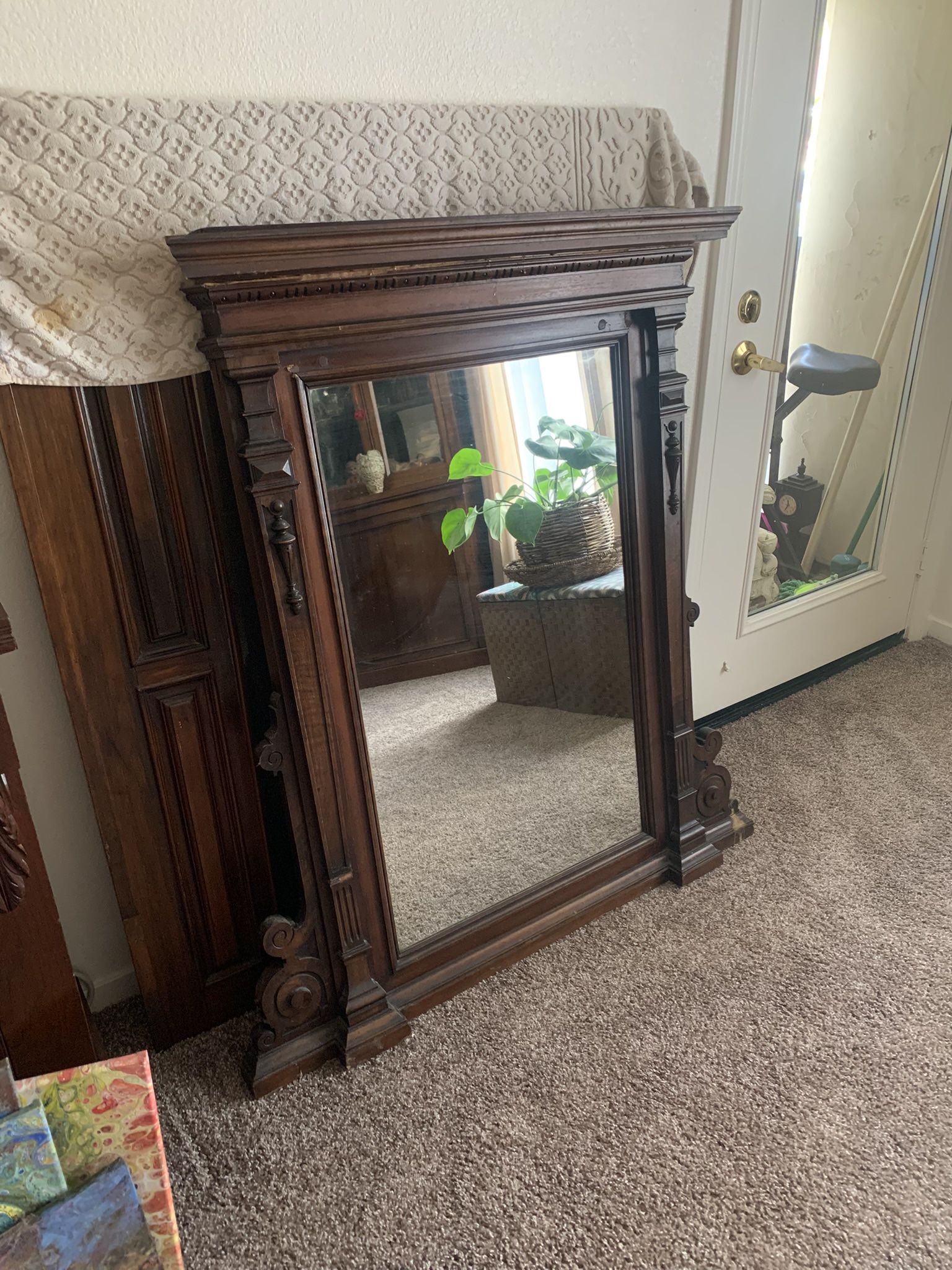 Large wall mirror/antique mirror/very old mirror