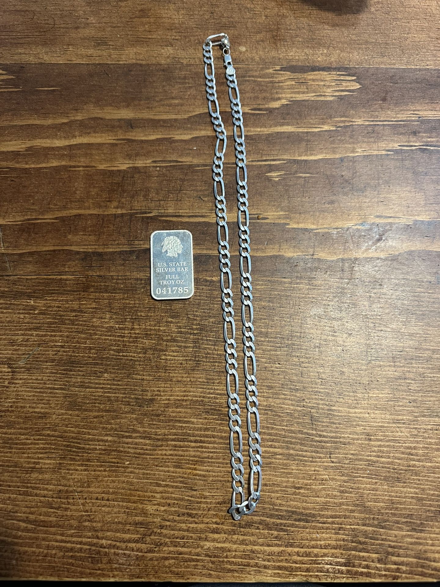 Silver chain and bar