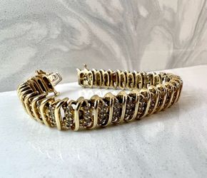 ✨ 14KT Yellow Gold 26.7g,  Diamond 3.60ct Ladies Bracelet