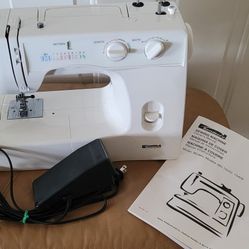 Kenmore  Sewing Machine Like New