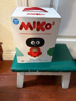 Miko 3 Interactive Kids Robot Red Open Box Unused w/ Original Packaging