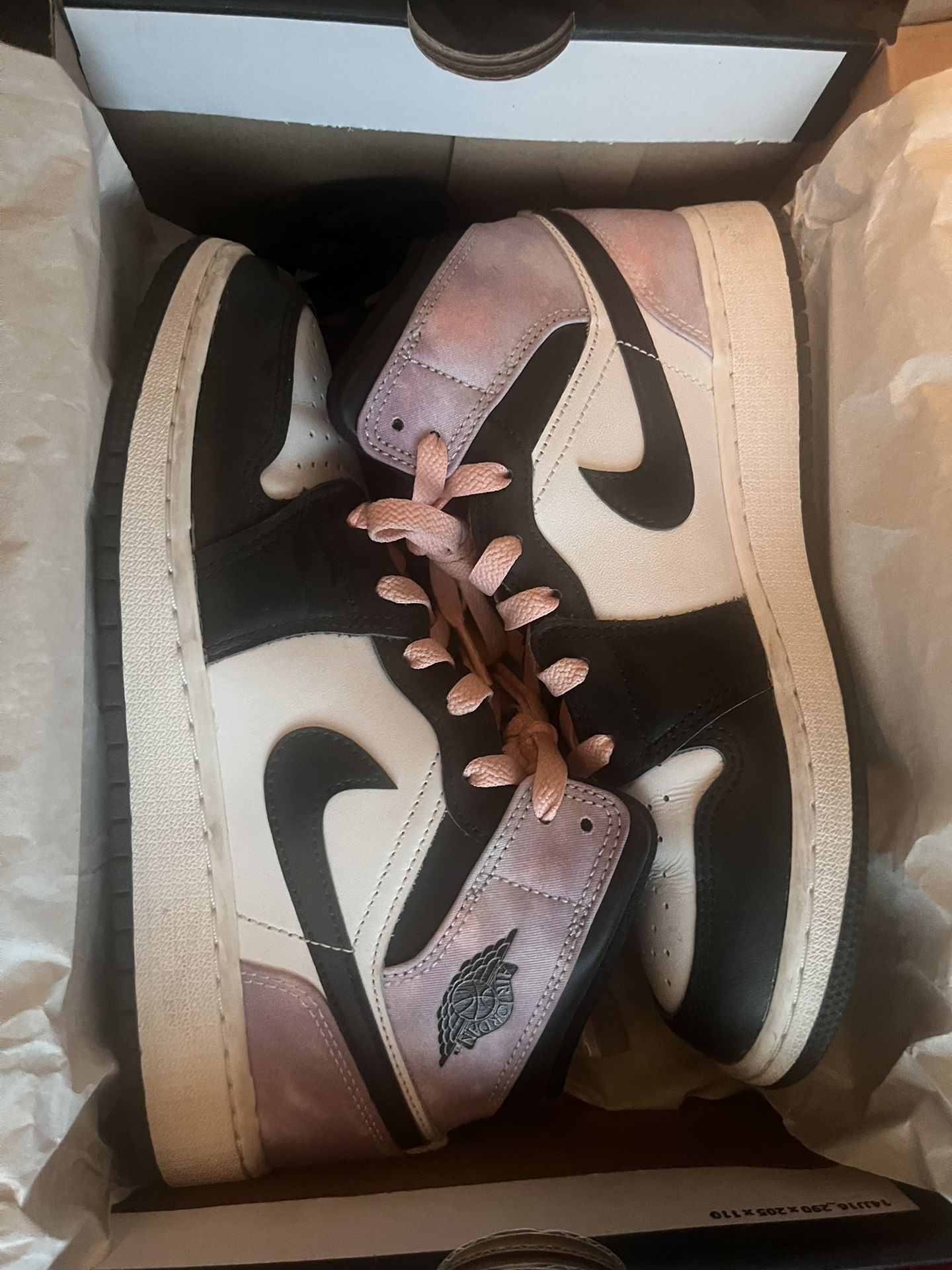 Air Jordan 1 Purple