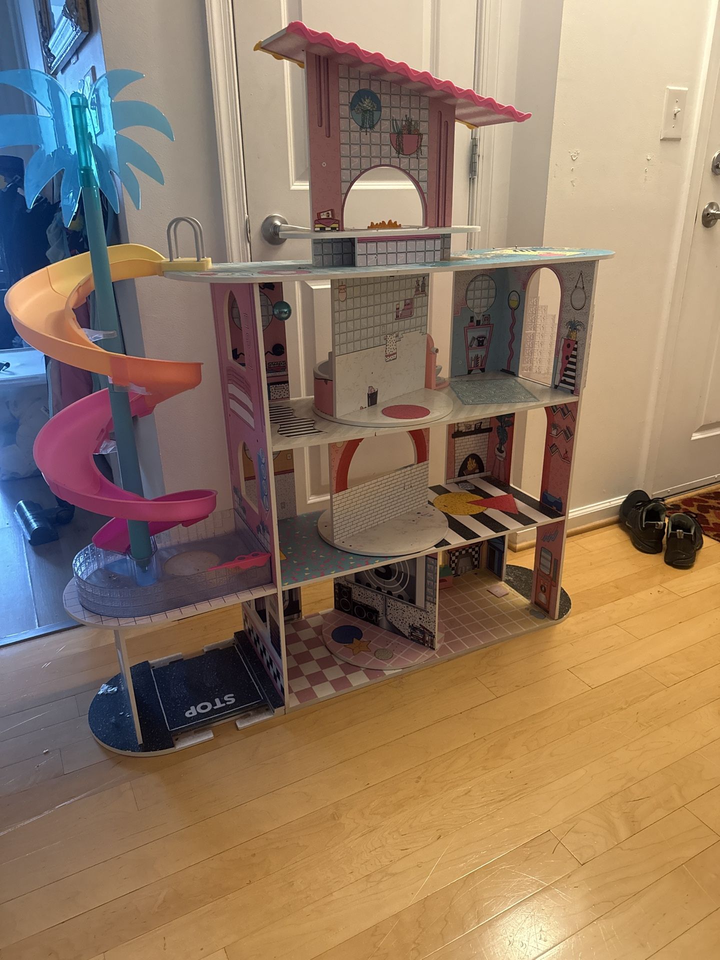 LOL Doll House
