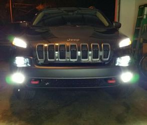 2pcs LED Headlights, Fog Lights, Daytime Lights, Bulb 6500k 8000 lumens *6 Months Warranty*