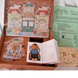 Cherished Teddies Club Box