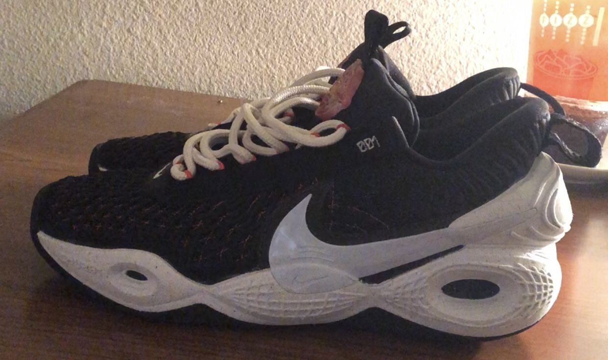 Nike Cosmic Unity Black/White Men’s Size: 8