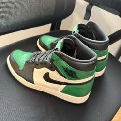 Jordan 1 Pine Green 