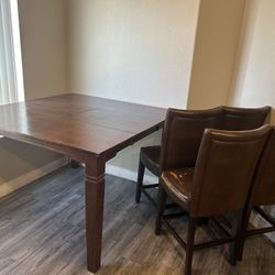 Large Kitchen Table $100 