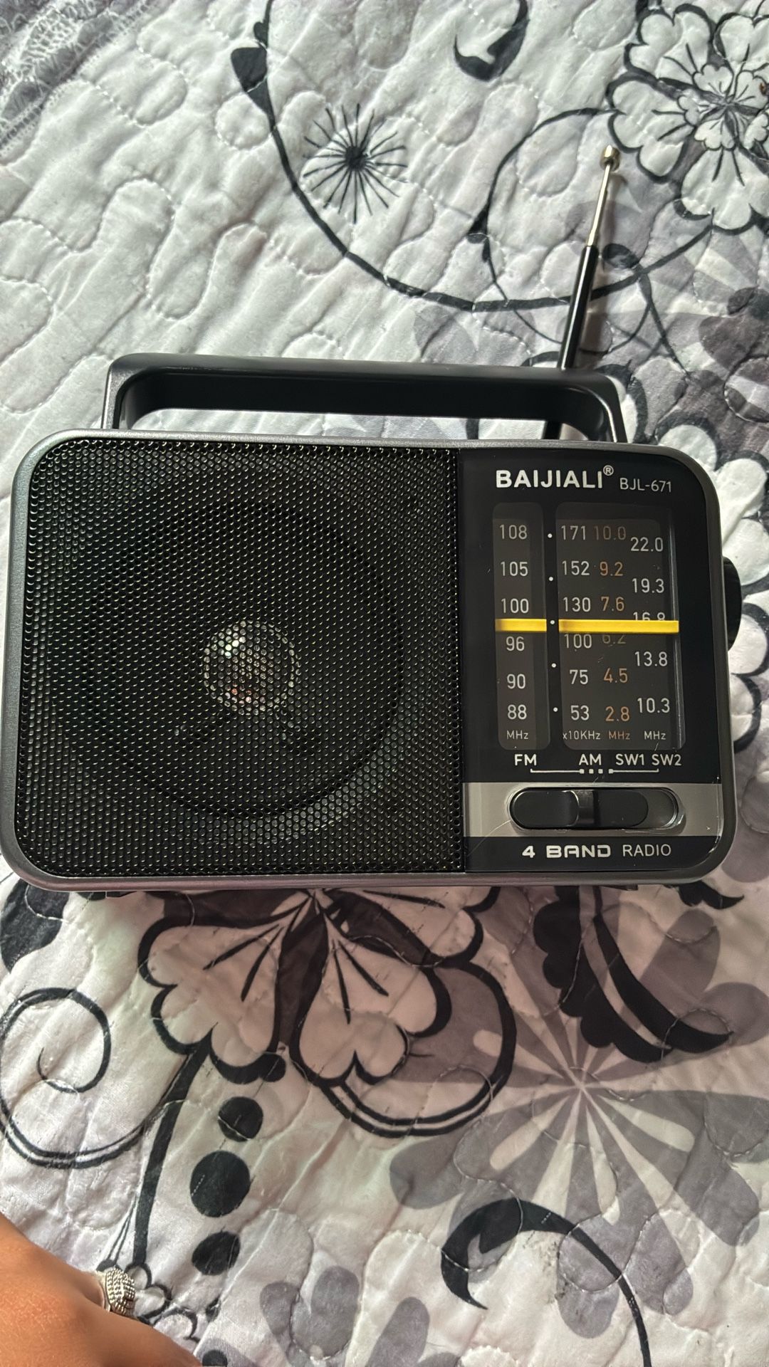Radio , Small Radio