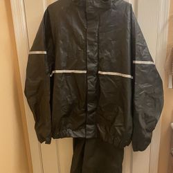 Harley Davidson - Two-piece black rain suit.  Men’s Large