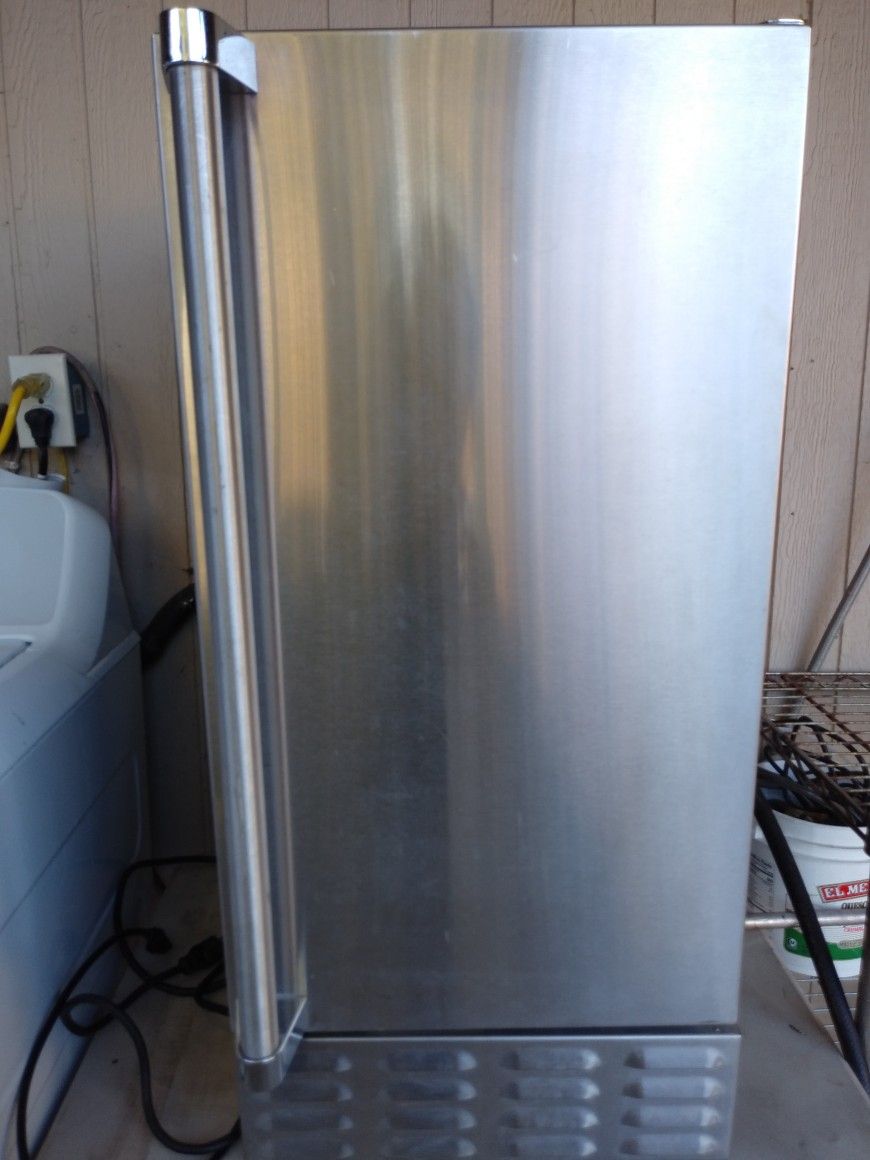 Ice Maker Viking Range 