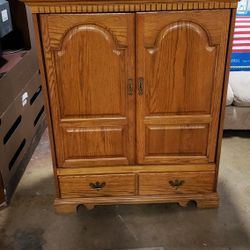 Broyhill Entertainment Center