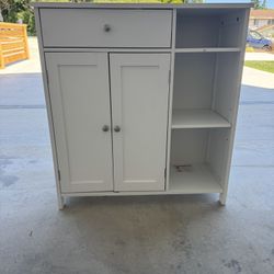 White Cabinet 