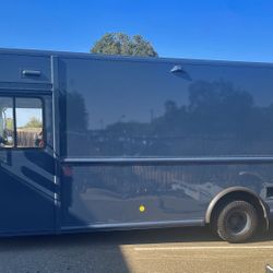 2019 Ford E-450 Ultimaster Step Van Excellent Cond. Amazon - Great for Food Truck