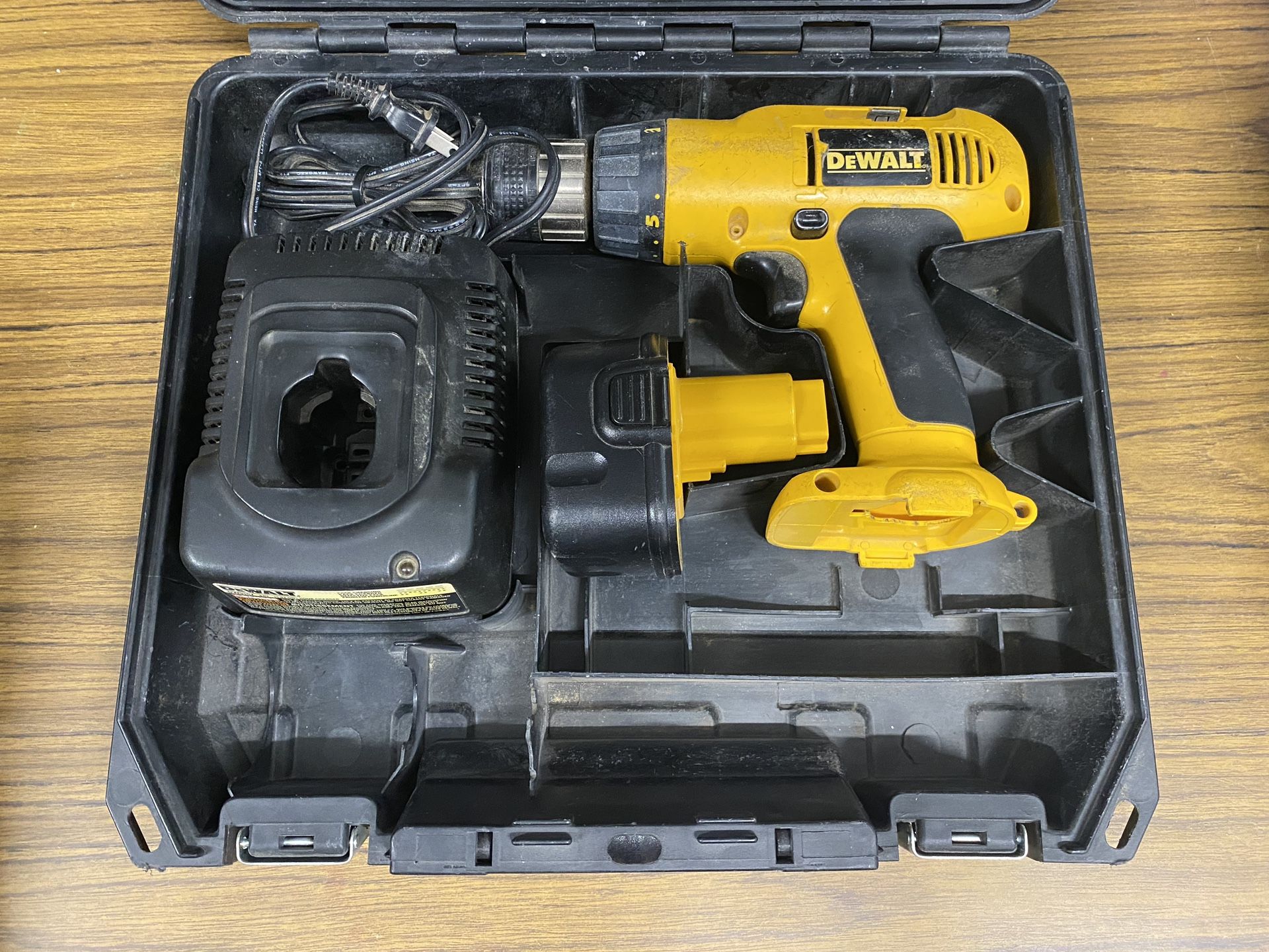 Dewalt Drill DW972