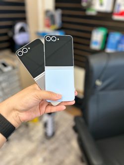 Galaxy ZFlip 6 UNLOCKED 256GB