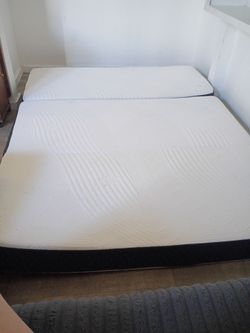 Queen trifold mattress