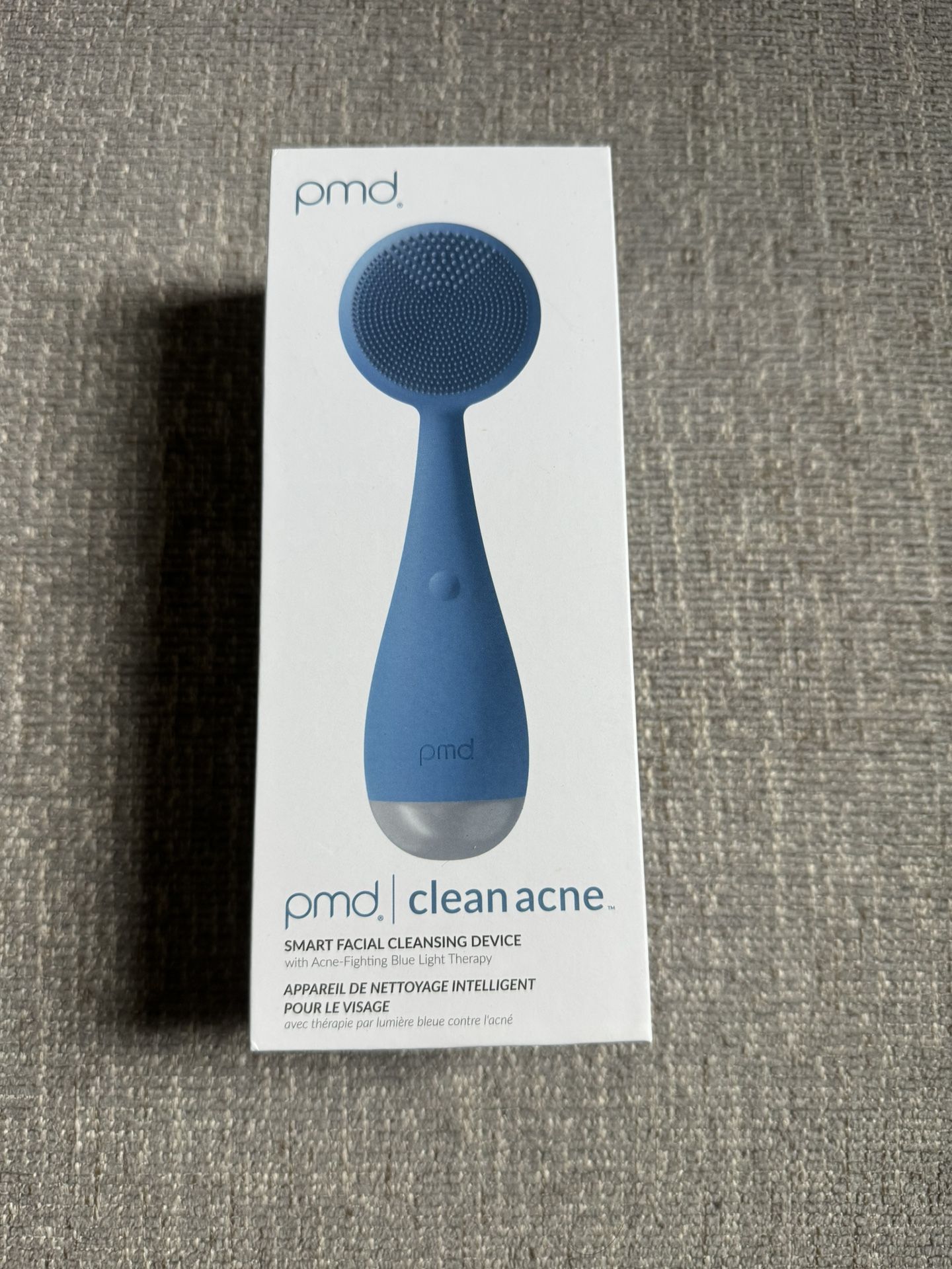 Smart Facial Cleansing Device W/ Blue Light Therapy
