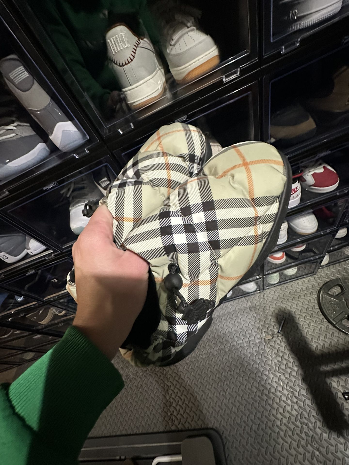 Burberry Pillow Boot Low Top 