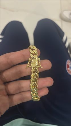 Gold plated steel cuban link bracelet