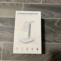 3 In 1 Charging Station 