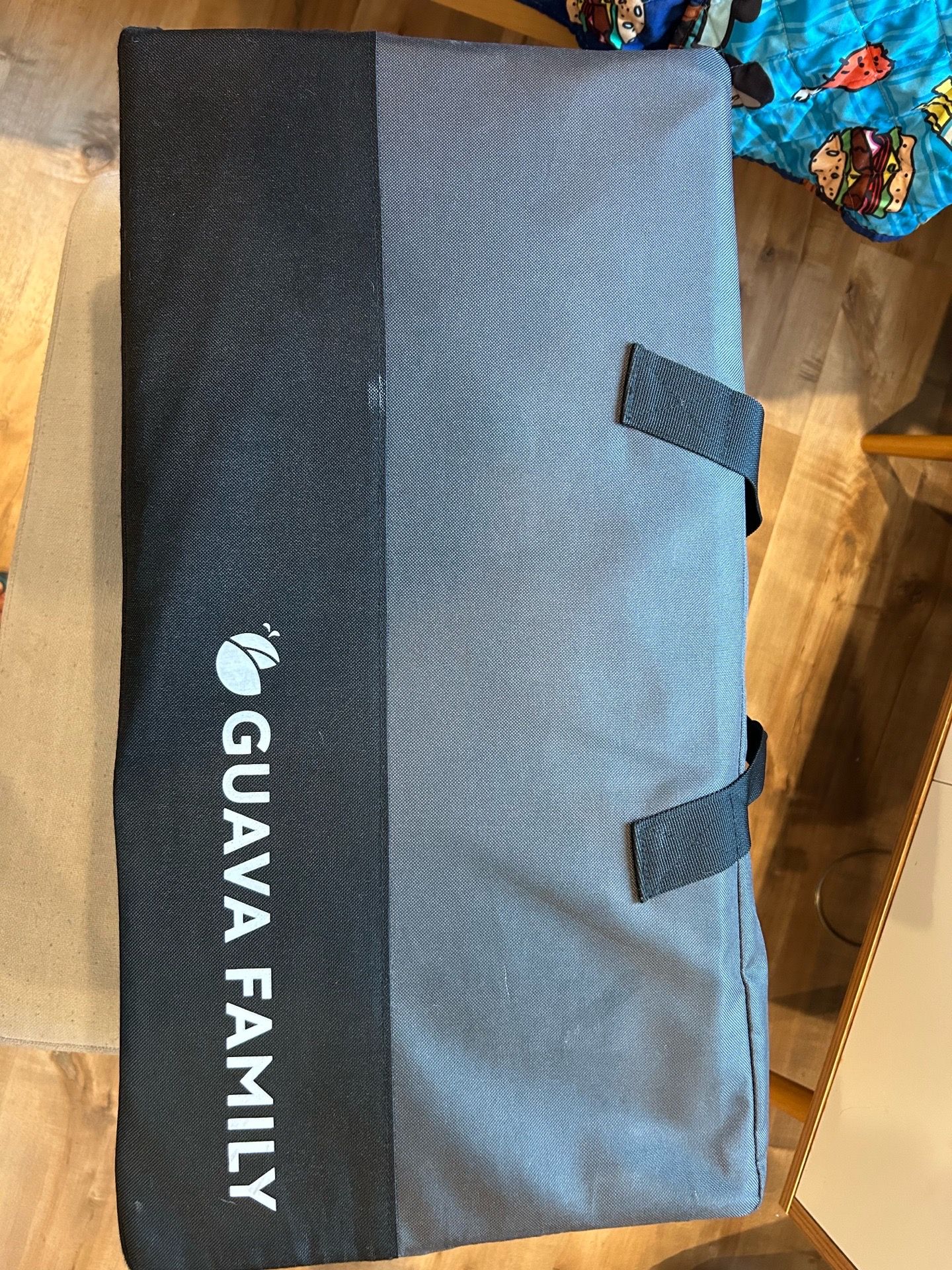 Guava Family Travel Crib and Playpen