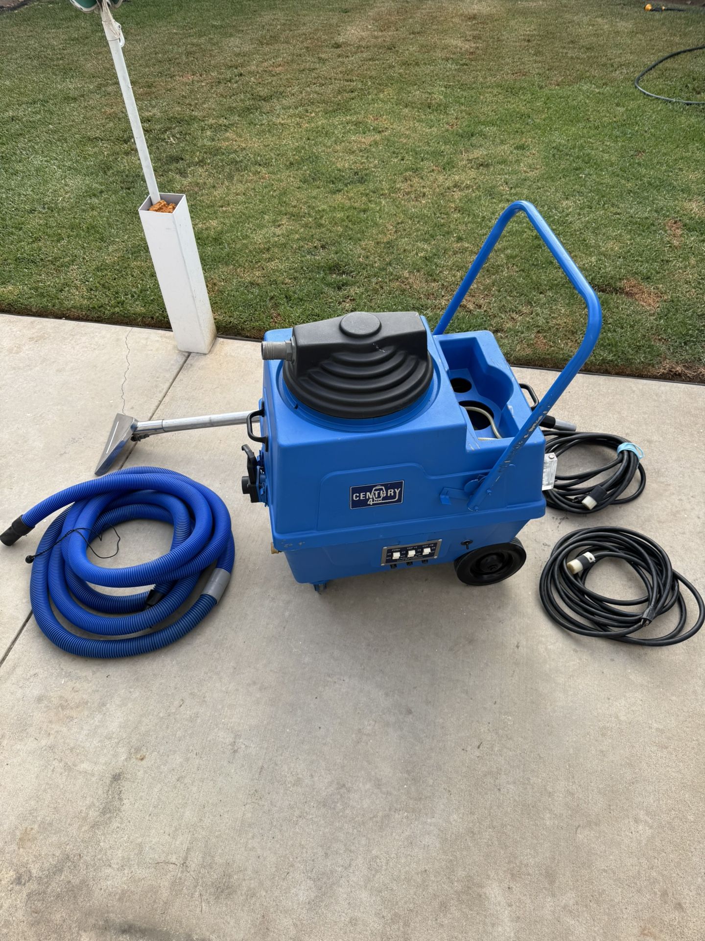 Century 400 Carpet Cleaning Machine
