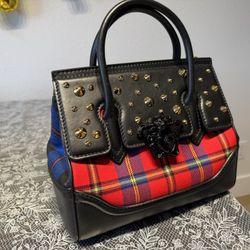 Versace Bags, Divorce Selling 