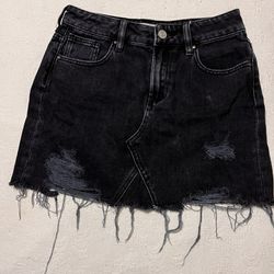 PacSun Distressed Mini Black Denim Skirt Size 24