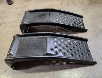 4000 lb. Capacity Solid Steel Auto Ramp Set