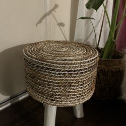 Rattan Ottoman