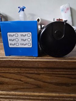 Motor Start Capacitator.